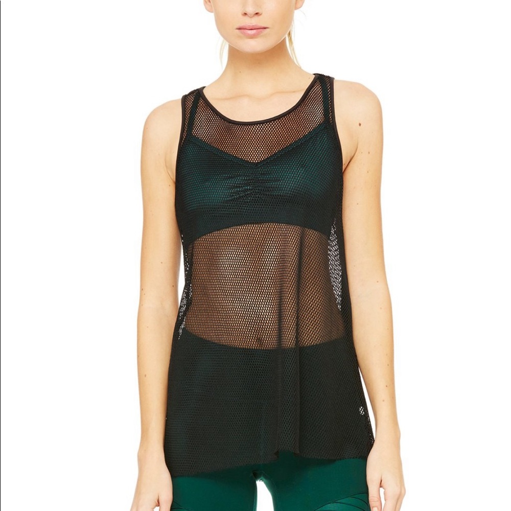 Host Pick 🌟 Alo Yoga Lucid Top